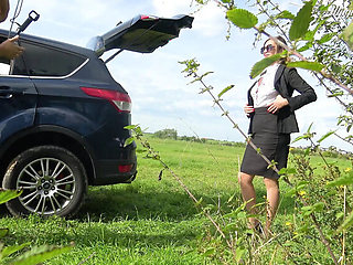 Julia North Anal Creampie - MILF Beauty Loves Cum Inside Her Ass