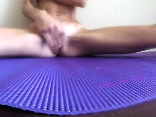 home made amateur blonde Masturbating