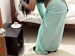 Siya Bhabhi Hot Goa Trip Part 1 - Hindi Sasur Bahu Sex with Big Natural Tits