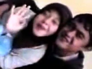 Arab Couple's Public Display of Affection in Indonesia