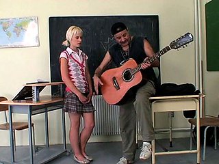 Sweet thing's cum swapping video