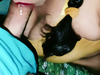 Cum Swallowing Video Horny Neha Bhabhi - Deepthroat Blowjob with Cumshot in Mouth Close up Video