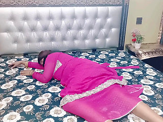 (Face Reveal) Indian Desi Hot Milf how Many People's Know Her Services Indian Desi Xxxxx Sex