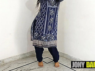 Indian Housewife Jony Darling Nude Mujra Dance on Punjabi Song - Big Ass & Puffy Nipples