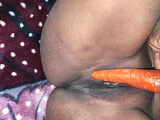 Indian Aunty Pussy Masturbating in Residency Room Sex Videos