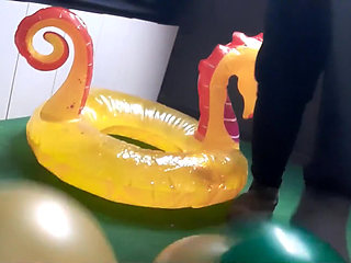 Balloon Garland: How Long Will the Balloons Stay Intact?