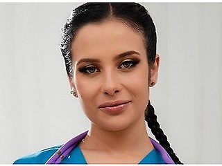 Maria Wars In Spanish Babe Gets Fucked By Doctor And He Gives Her A Facial