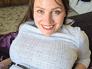 Creampie My Stepsister After Accidentally Seeing Her Nudes