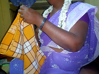 Indian Desi Bhabhi Blowjob in Saree