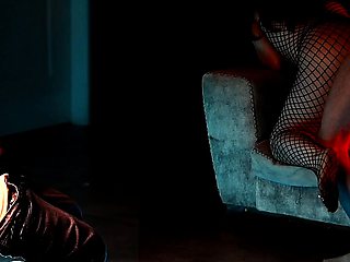 ایرانی بی غیرت یکی رو اورده زنش