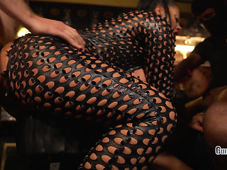 Fill mu up one by one creampie gangbang