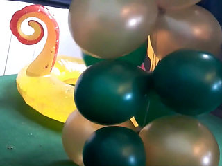 Balloon Garland: How Long Will the Balloons Stay Intact?