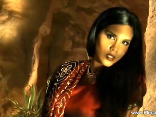 Bonny puss's indian smut