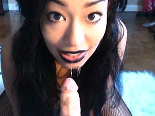 Amateur asians ass toyed