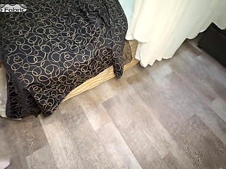 Pure White Lingerie Angel - Idol-faced Beauty Overwhelmed by Sensitivity, Chain Climaxes, Ending in Heavy Creampie