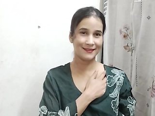 Stepsister Ko New Dress Dilwa Kar Jabar Dasti Pel Diya