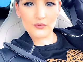 Cute amateur brunette naughty in solo jerking show on camera