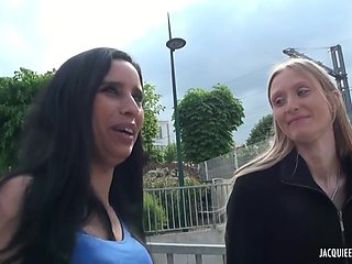French Porn - Kelly Et Louna - Amateur 3some Porn