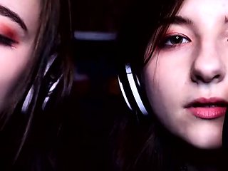 AftynRose ASMR Twin Moaning & Kissing Video!