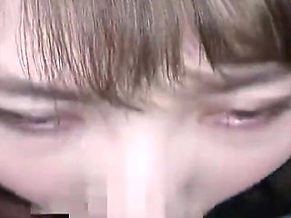 A Breathtaking Beauty Who Gives Herself Completely to the Thrill of Passion. Chapter-1