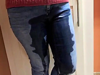 Jeans Wetting