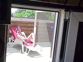 caught my neighbor masturbating outdoor in the pool sunbed