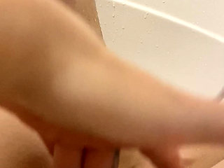 She can't stop fuck herself with fingers. Squirt time