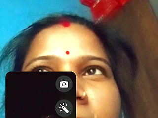 Mera boyfriend ne mujhe dekh ke muthi mara