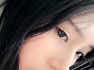 Amateur wild chick solo masturbation