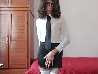 Shemale office coworker sends wrong video