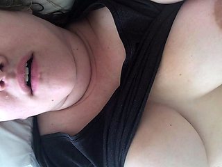 Pretty amateur with big boobs tricked by fraud driver