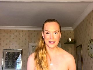 amateur blonde solo webcam