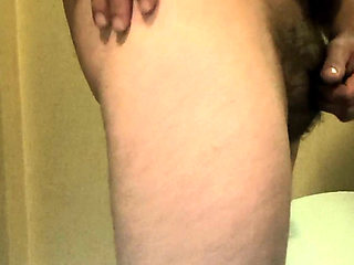 Jerking off till I drip cum in hand