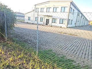 Amateur MILF Gets Fucked Doggystyle By Taxi Driver In Car Trunk - Big Cock Action