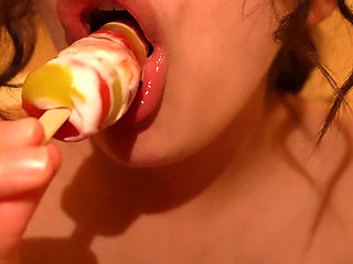 Watch Me Turn Ice Cream Into a Naughty Demonstration