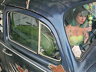 Barefoot Cranking and Hotwiring the Beetle