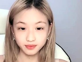 POV close up asian gf blowjob