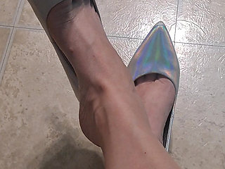 Stiletto Shoe Dangling