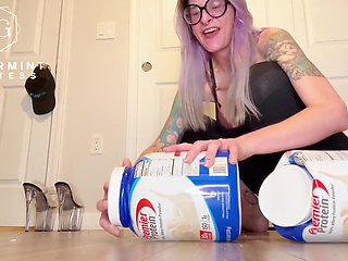 Size 16 Foot Domination: Protein Tubs Crushed Like Toys