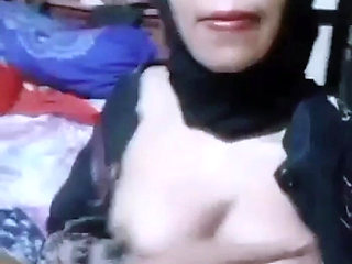 Moms Indonesia Horny Cheating Phone Seks