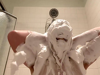 I Get Insanely Messy with Shaving Cream
