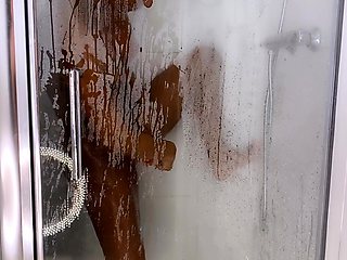 Trystan Bull solo jerk in shower