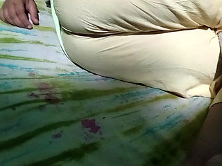 Stepsister show her cute pussy when I want to see