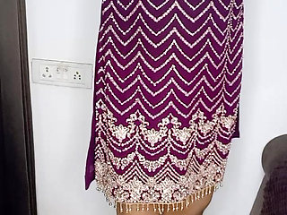 Gorgeous stepmom hot panty and satin saree remove