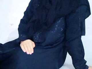 Hot Desi Pakistani Aunty in Hijab Fucked Hard - Village Sex XXX