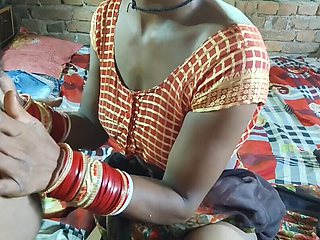 I dropped the cum in Suman Bhabhi's pussy after putting the lentils in it