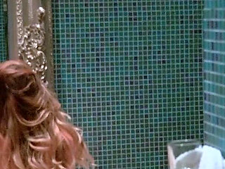 Rachelle Summers Bathroom Behind the Scenes Video