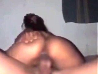 La madre de mi amigo me enseña lo que es una madura real cacero