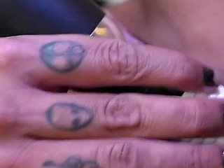 Caroleta Roots Giving Her Ass to Me on the Couch, I Gave Her Pussy Two Cumshots - Caroleta Roots - Loupan