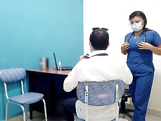 Newly Recorded Video! the Sexual Arousal Led the Doctor to Perform Improper Actions Within the Clinic